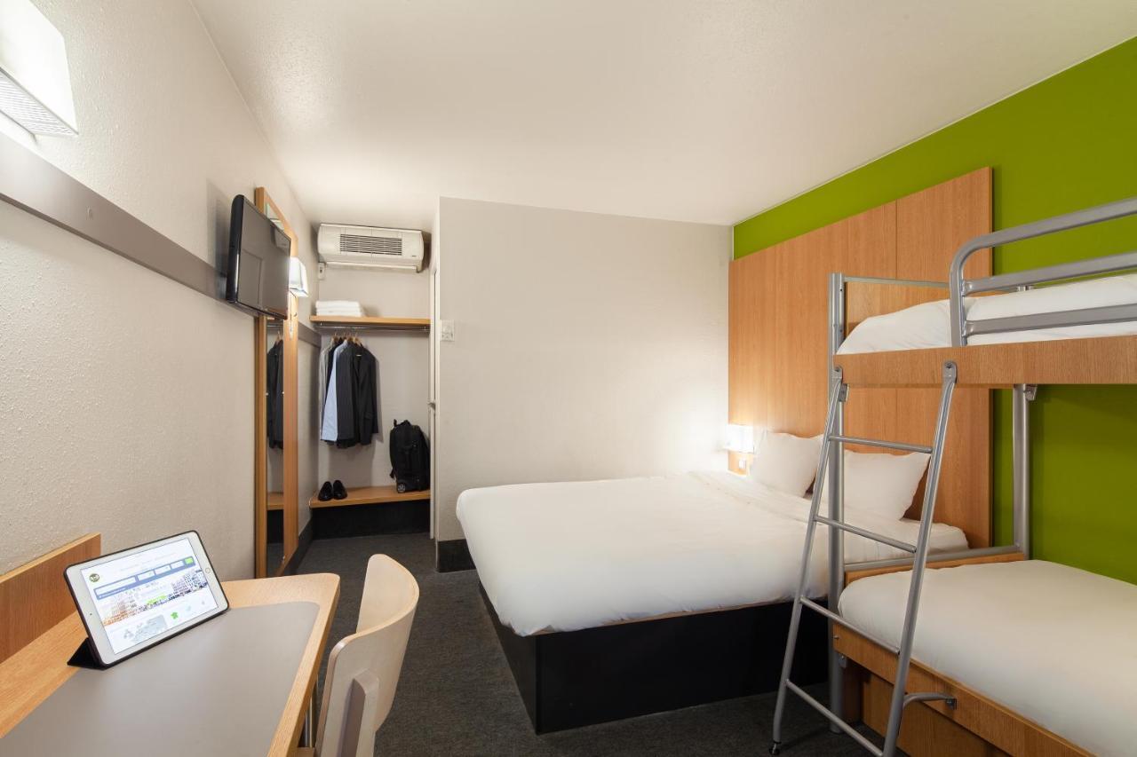 B&B Hotel Herblay Bagian luar foto